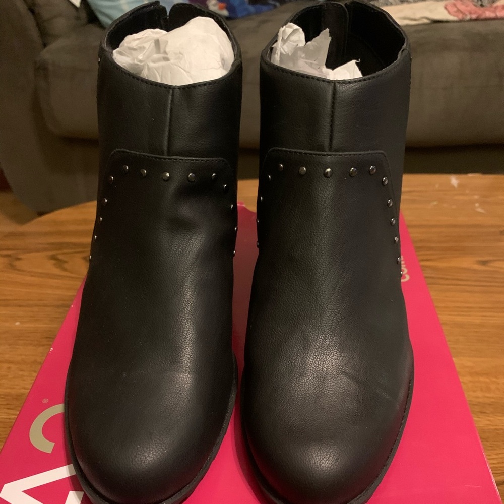 NIB silver studded Ankle boots NEW!